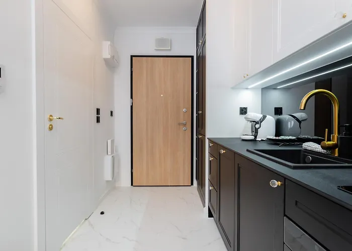 Citysphere Premium شقة وارسو